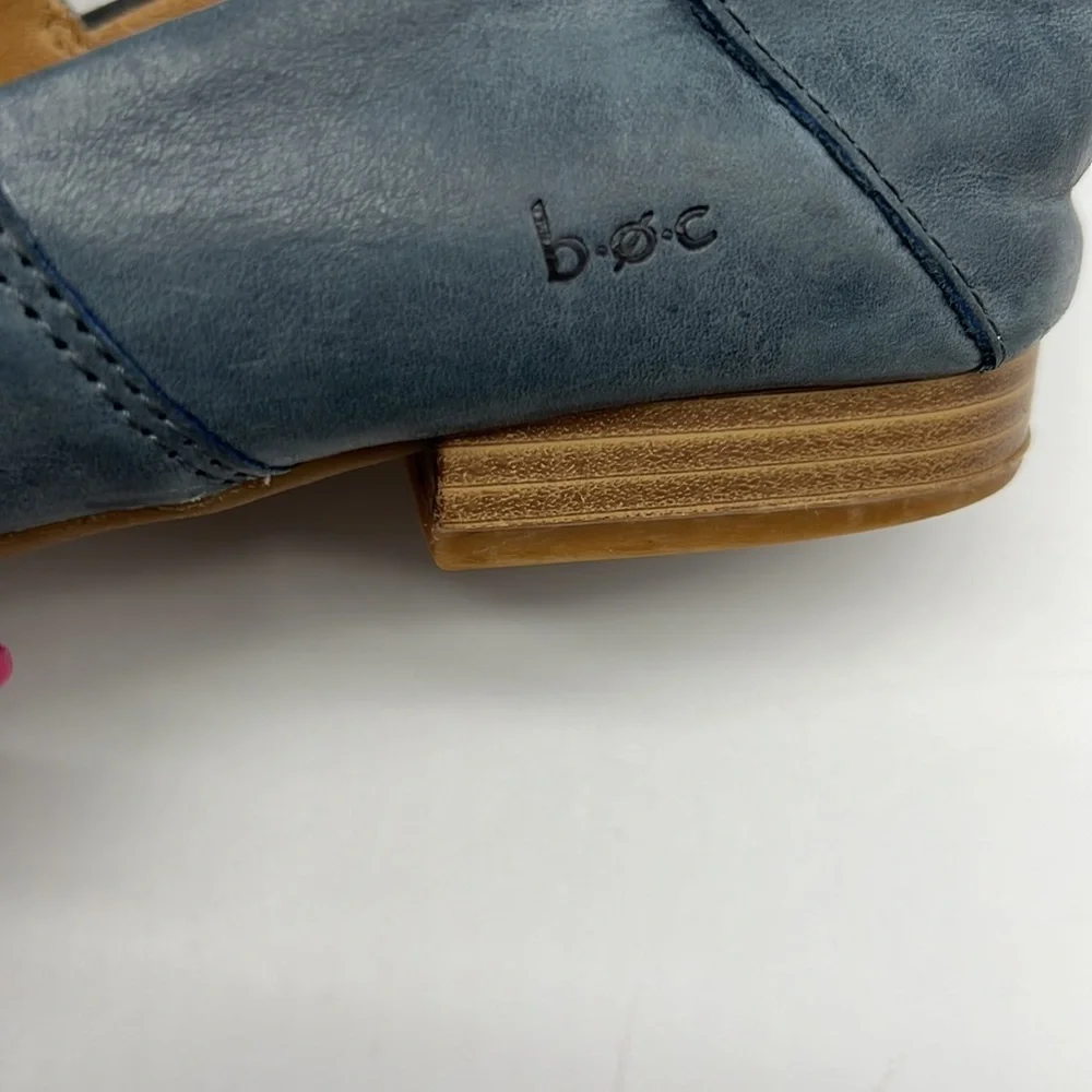 b.o.c  Blue Leather Loafers size 7